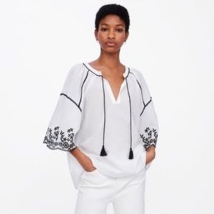 (#154)ZARA Oversized Blouse With Embroidery